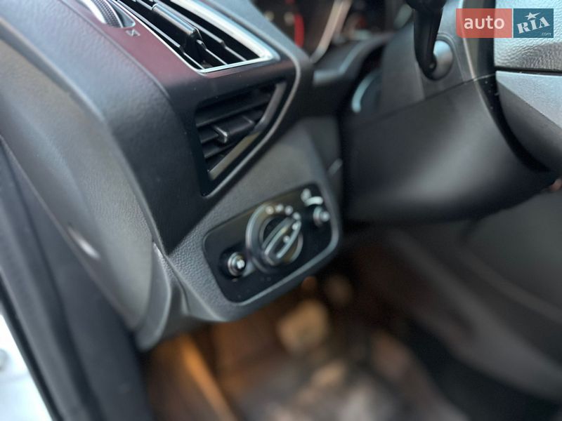 Внедорожник / Кроссовер Ford Kuga 2015 в Львове