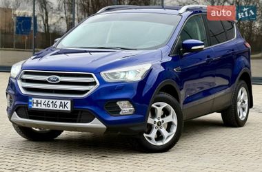 Позашляховик / Кросовер Ford Kuga 2017 в Одесі