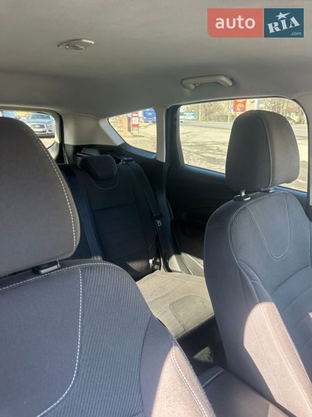 Внедорожник / Кроссовер Ford Kuga 2014 в Тернополе