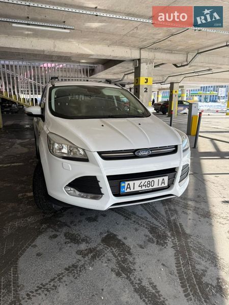 Позашляховик / Кросовер Ford Kuga 2016 в Львові