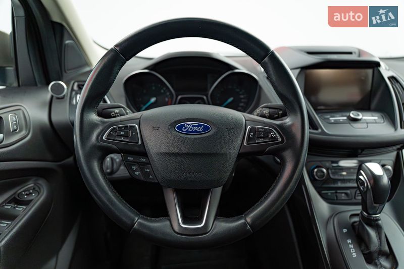 Позашляховик / Кросовер Ford Kuga 2019 в Києві