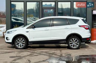 Внедорожник / Кроссовер Ford Kuga 2017 в Кременчуге