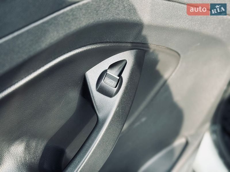 Внедорожник / Кроссовер Ford Kuga 2017 в Кременчуге