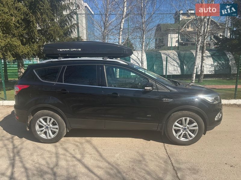 Внедорожник / Кроссовер Ford Kuga 2017 в Одессе