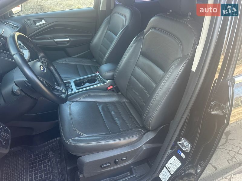Внедорожник / Кроссовер Ford Kuga 2017 в Одессе