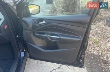 Внедорожник / Кроссовер Ford Kuga 2017 в Одессе
