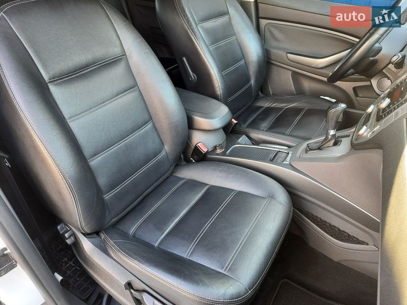 Позашляховик / Кросовер Ford Kuga 2012 в Києві