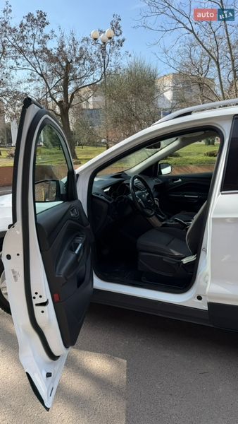 Внедорожник / Кроссовер Ford Kuga 2014 в Черноморске фото 11 Внедорожник / Кроссовер Ford Kuga 2014 в Черноморске