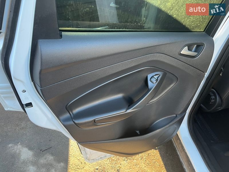 Внедорожник / Кроссовер Ford Kuga 2019 в Виннице