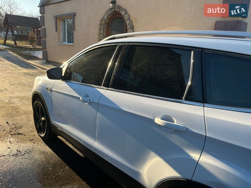 Внедорожник / Кроссовер Ford Kuga 2019 в Виннице