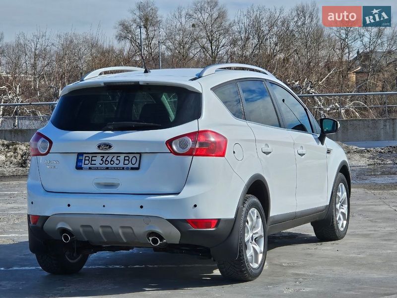 Позашляховик / Кросовер Ford Kuga 2011 в Києві