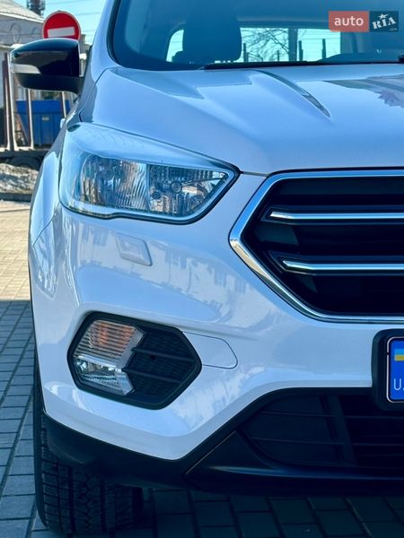 Позашляховик / Кросовер Ford Kuga 2018 в Житомирі