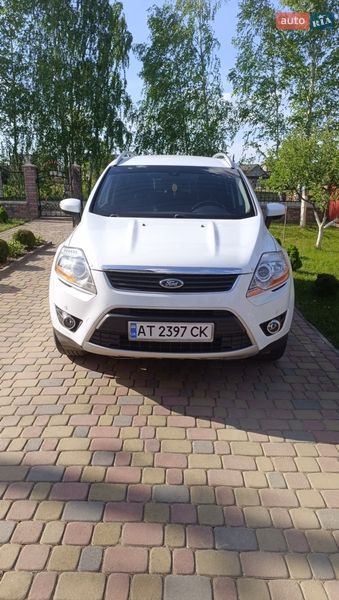 Позашляховик / Кросовер Ford Kuga 2011 в Рожнятові
