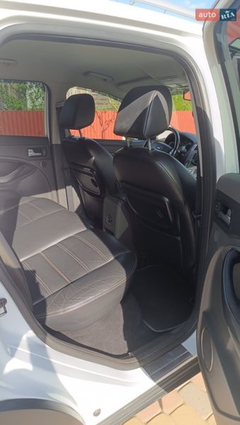 Позашляховик / Кросовер Ford Kuga 2011 в Рожнятові