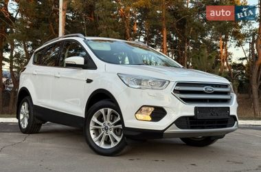 Внедорожник / Кроссовер Ford Kuga 2019 в Киеве