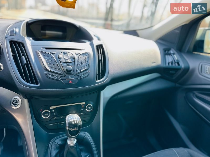 Позашляховик / Кросовер Ford Kuga 2013 в Києві фото 15 Позашляховик / Кросовер Ford Kuga 2013 в Києві