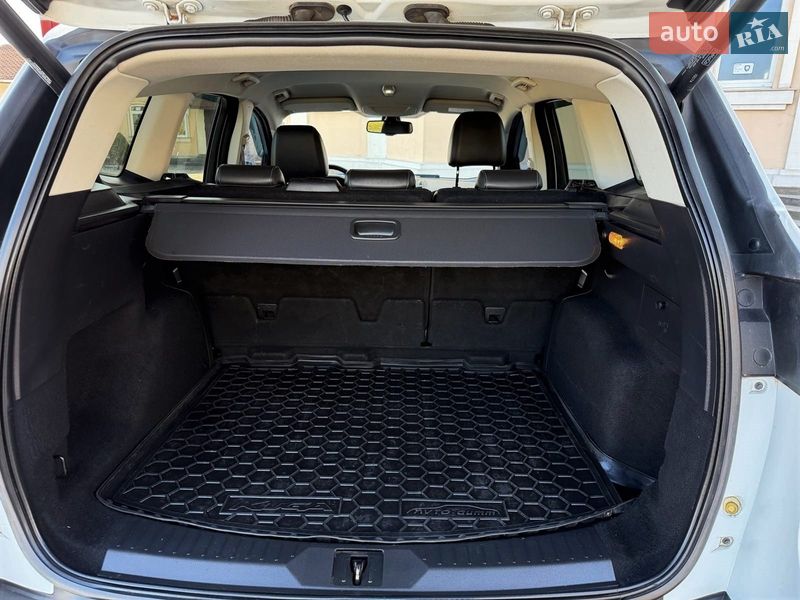 Позашляховик / Кросовер Ford Kuga 2014 в Дніпрі