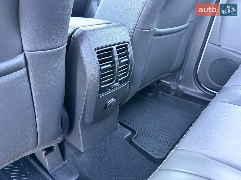 Позашляховик / Кросовер Ford Kuga 2019 в Києві