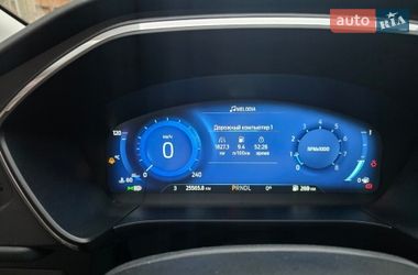 Позашляховик / Кросовер Ford Kuga 2021 в Києві