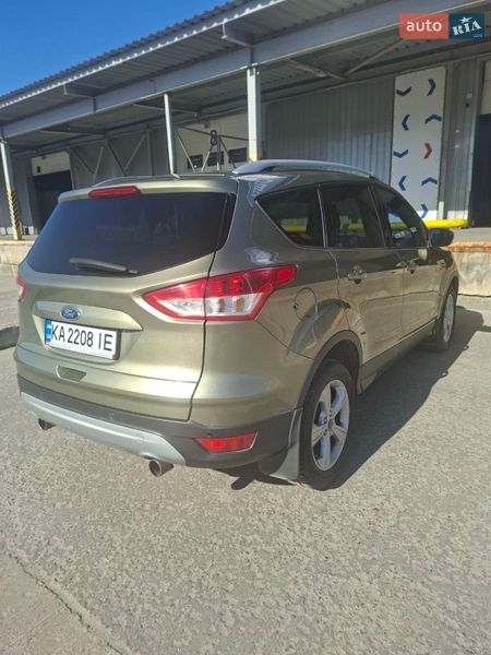 Внедорожник / Кроссовер Ford Kuga 2013 в Киеве