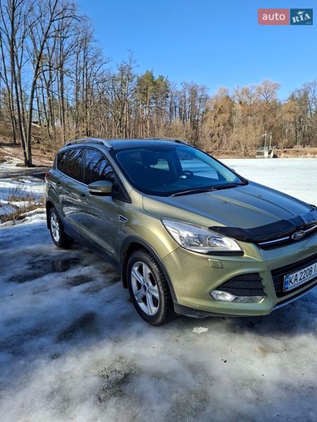 Внедорожник / Кроссовер Ford Kuga 2013 в Киеве