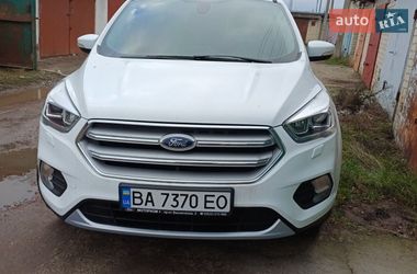 Позашляховик / Кросовер Ford Kuga 2019 в Олександрії