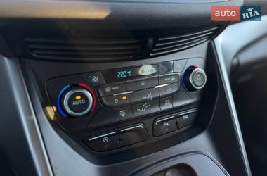 Внедорожник / Кроссовер Ford Kuga 2018 в Умани