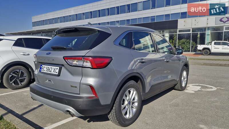 Внедорожник / Кроссовер Ford Kuga 2020 в Львове