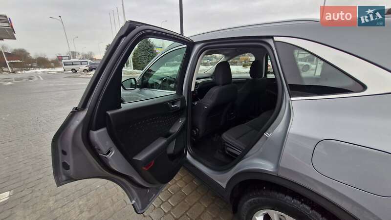 Внедорожник / Кроссовер Ford Kuga 2020 в Львове