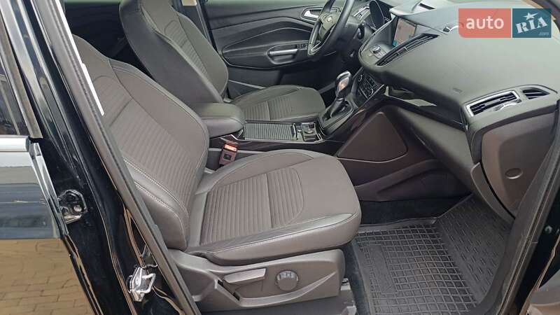 Внедорожник / Кроссовер Ford Kuga 2019 в Киеве