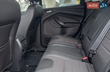Внедорожник / Кроссовер Ford Kuga 2013 в Черновцах