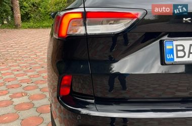 Внедорожник / Кроссовер Ford Kuga 2021 в Виннице