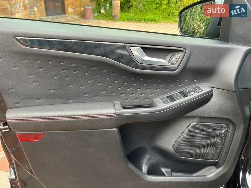 Внедорожник / Кроссовер Ford Kuga 2021 в Виннице