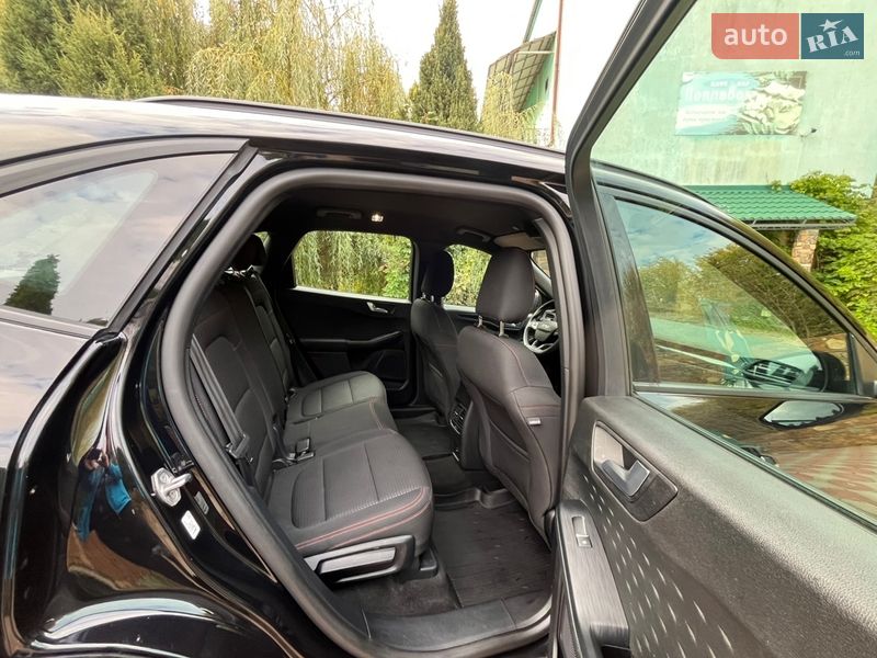 Внедорожник / Кроссовер Ford Kuga 2021 в Виннице