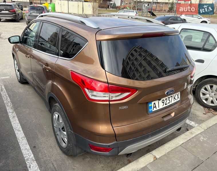 Внедорожник / Кроссовер Ford Kuga 2013 в Киеве