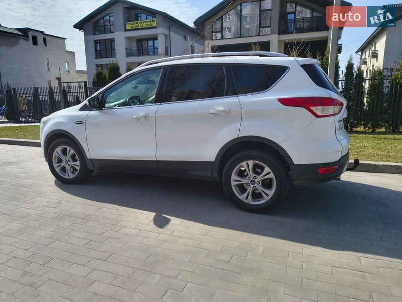 Позашляховик / Кросовер Ford Kuga 2016 в Кременчуці фото 5 Позашляховик / Кросовер Ford Kuga 2016 в Кременчуці
