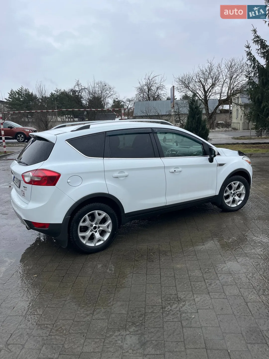 2010 Ford Kuga - мініатюра 4