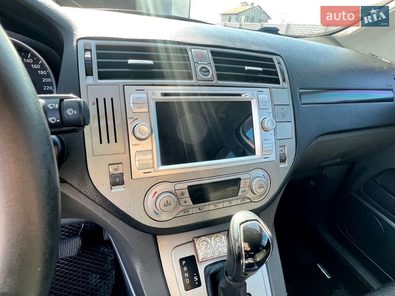 Внедорожник / Кроссовер Ford Kuga 2011 в Днепре
