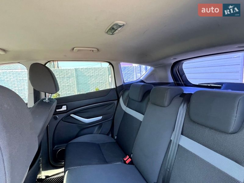 Внедорожник / Кроссовер Ford Kuga 2011 в Днепре