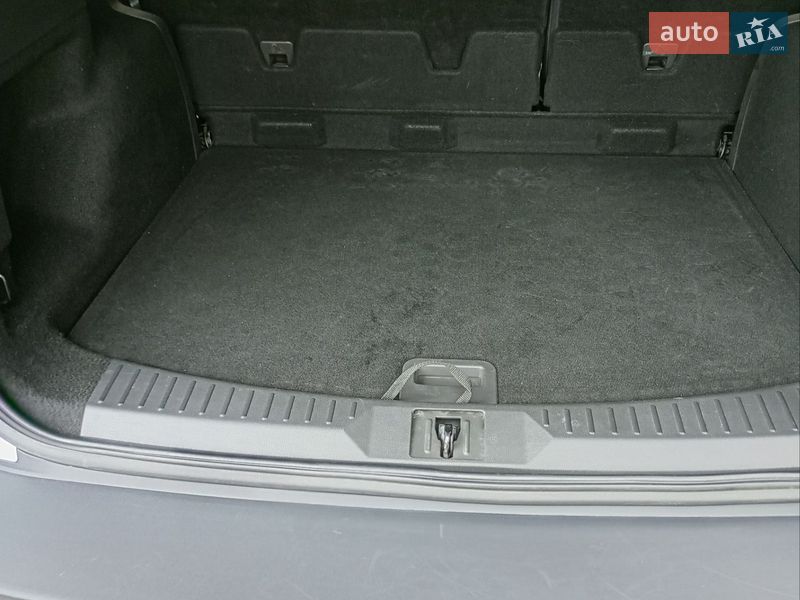 Позашляховик / Кросовер Ford Kuga 2014 в Дніпрі