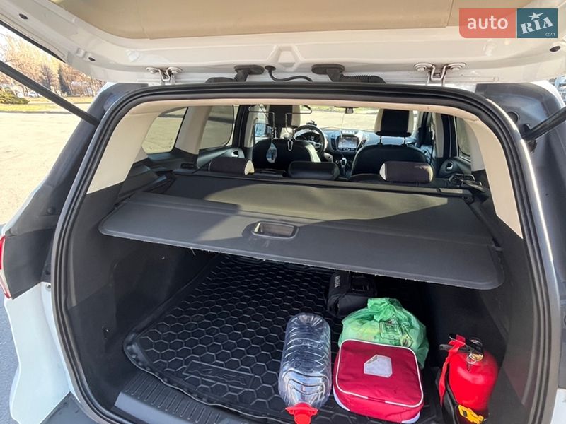 Позашляховик / Кросовер Ford Kuga 2013 в Кривому Розі фото 6 Позашляховик / Кросовер Ford Kuga 2013 в Кривому Розі