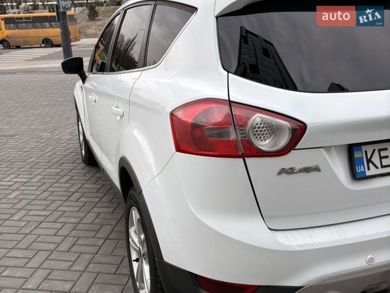 Внедорожник / Кроссовер Ford Kuga 2009 в Днепре