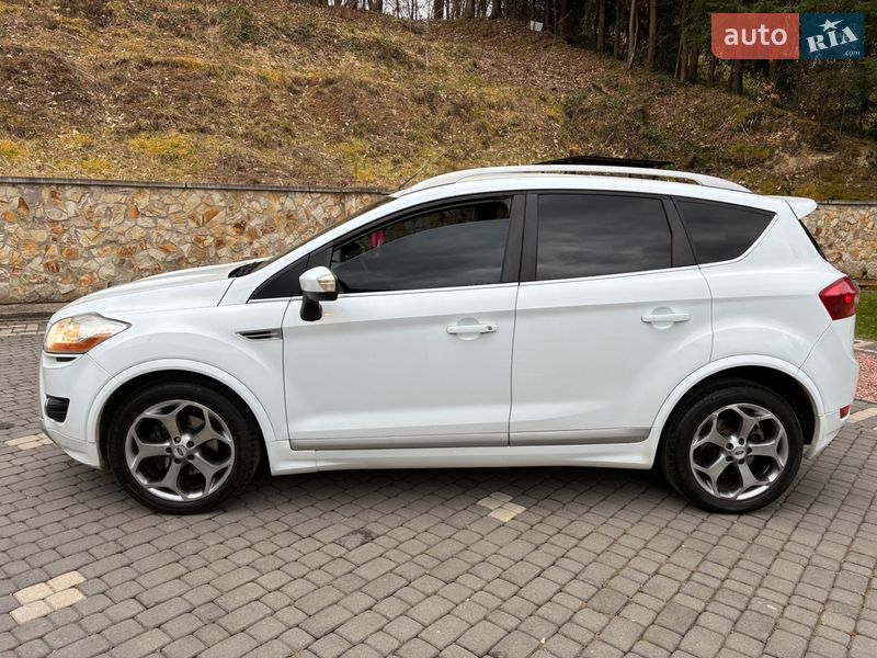 Внедорожник / Кроссовер Ford Kuga 2010 в Тячеве