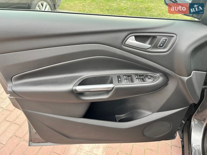 Внедорожник / Кроссовер Ford Kuga 2017 в Львове фото 15 Внедорожник / Кроссовер Ford Kuga 2017 в Львове