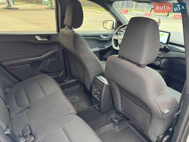 Внедорожник / Кроссовер Ford Kuga 2021 в Днепре