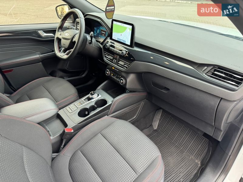 Внедорожник / Кроссовер Ford Kuga 2021 в Днепре
