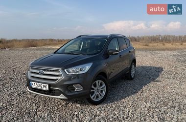 Внедорожник / Кроссовер Ford Kuga 2018 в Киеве