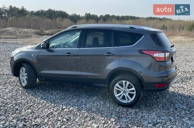 Внедорожник / Кроссовер Ford Kuga 2018 в Киеве