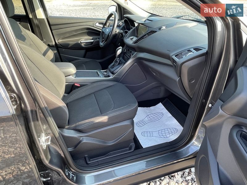 Внедорожник / Кроссовер Ford Kuga 2018 в Киеве