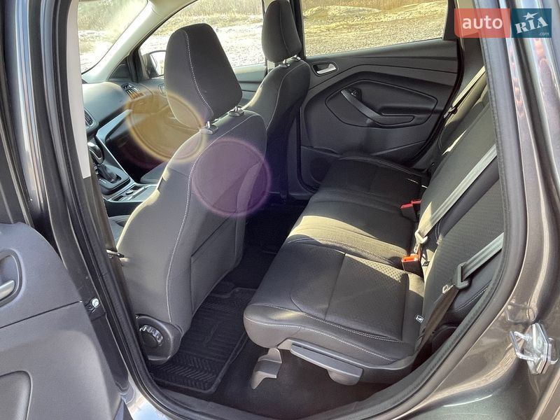 Внедорожник / Кроссовер Ford Kuga 2018 в Киеве